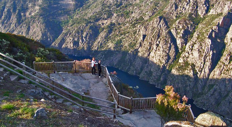 Balcones de Madrid mirador Ribeira Sacra